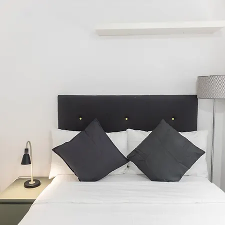 Leeds City Centre New Apartment Exterior photo