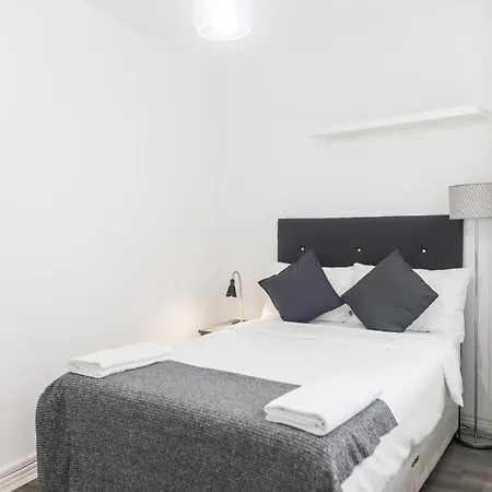 Leeds City Centre New Apartment Exterior photo